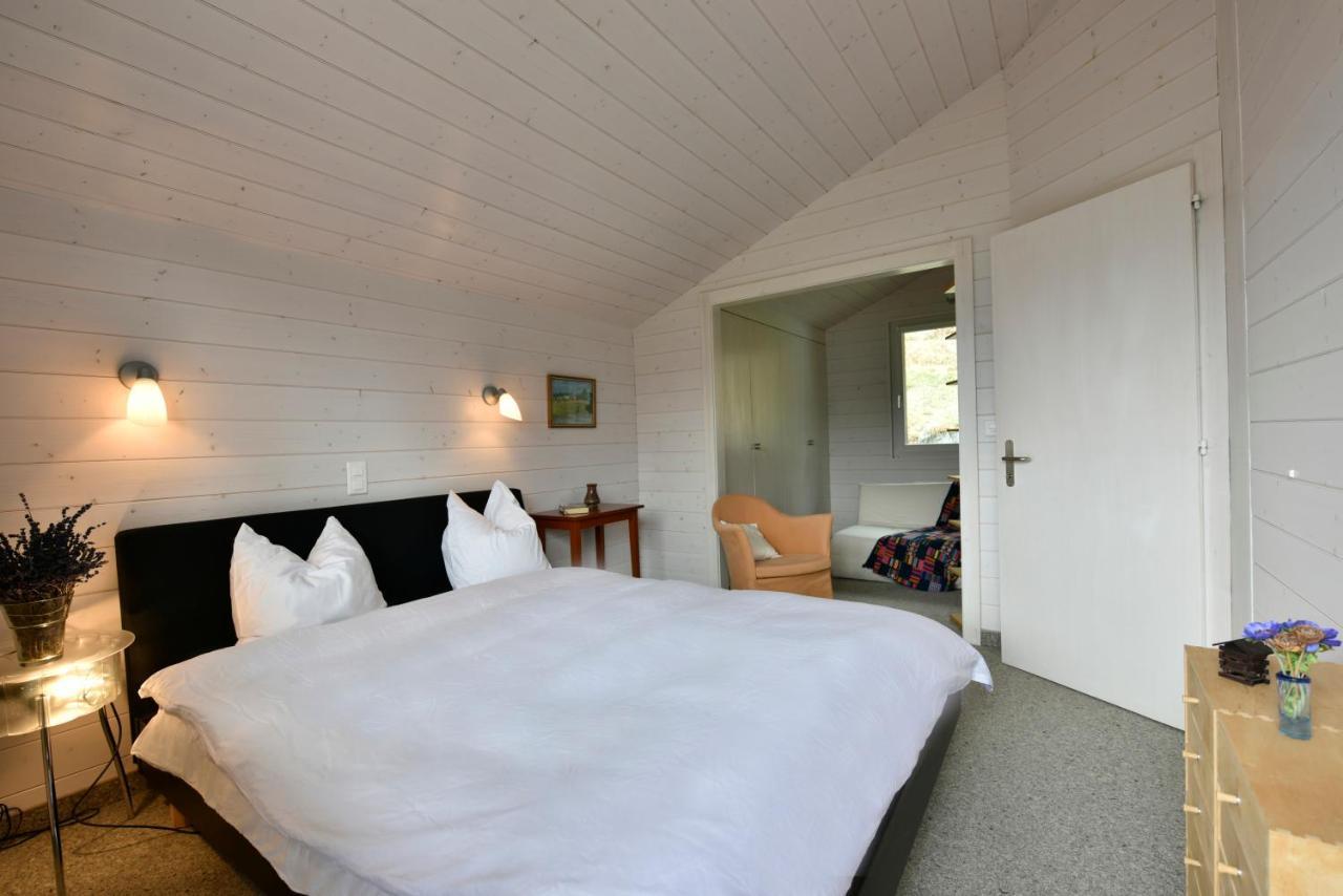 Chalet Mousseron Villa กรีเมนทซ์ ภายนอก รูปภาพ